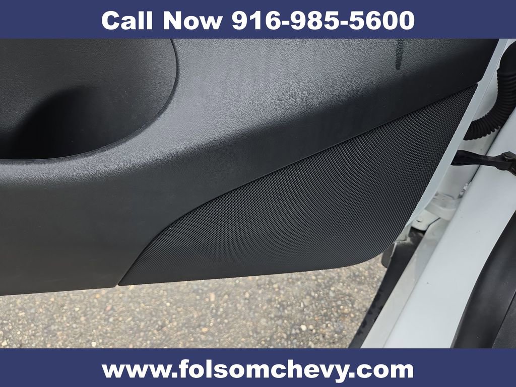 Used 2020 Tesla Model Y Long Range image 25