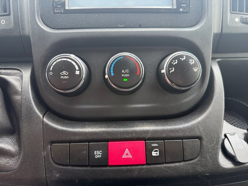 Used 2015 RAM ProMaster 1500 FWD image 18