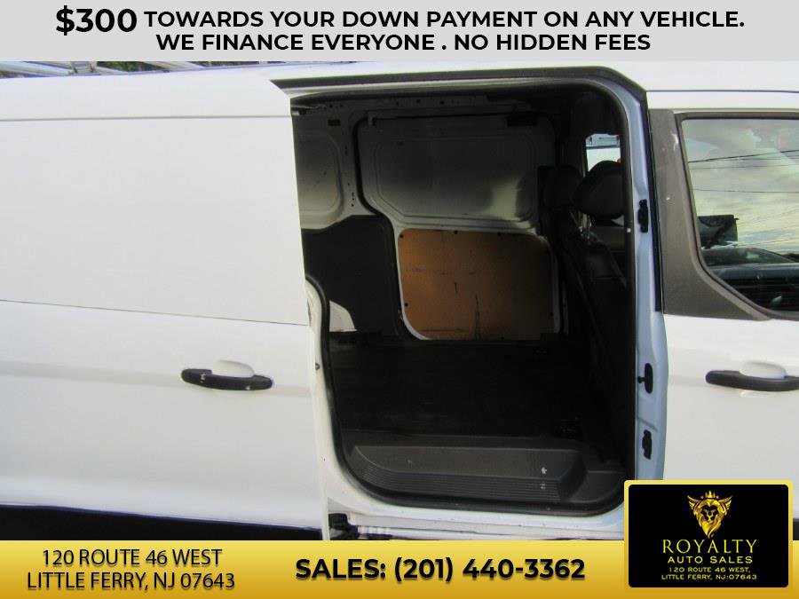 Used 2019 Ford Transit Connect XL image 30