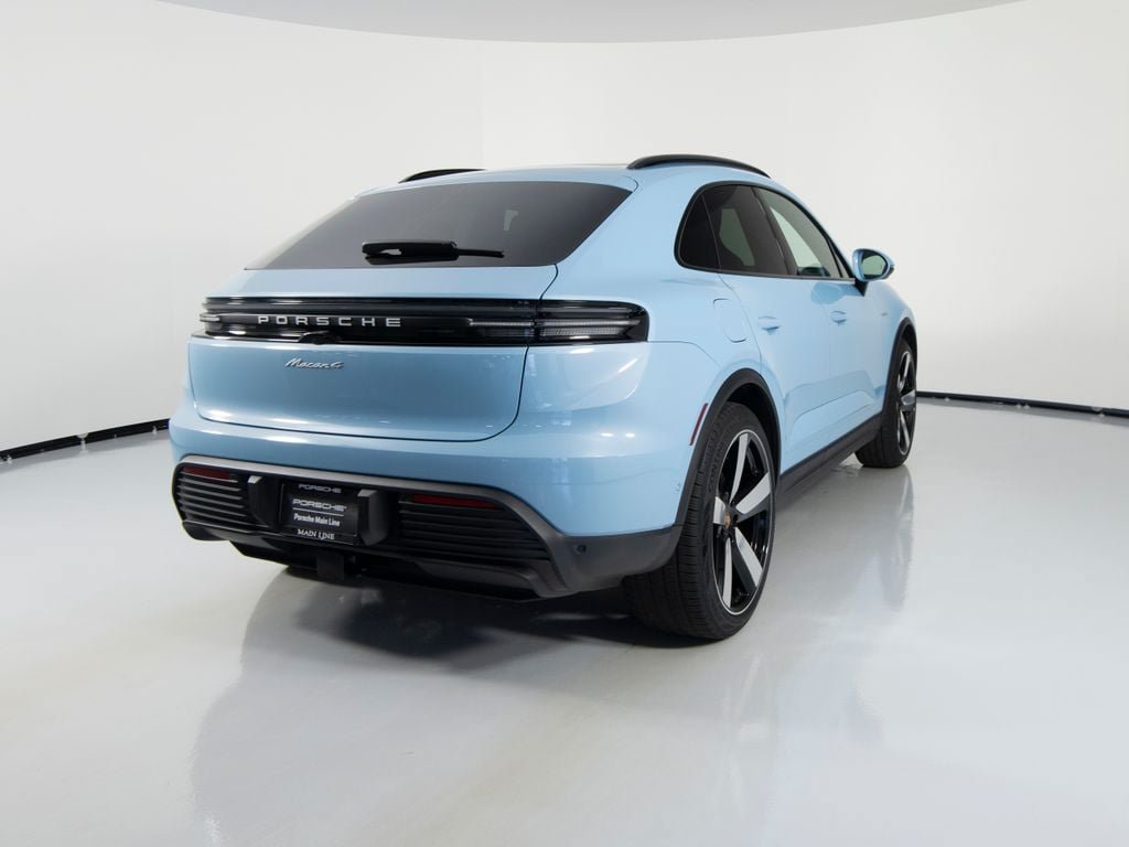 New 2026 Porsche Macan 4 Electric AWD/4WD image 10