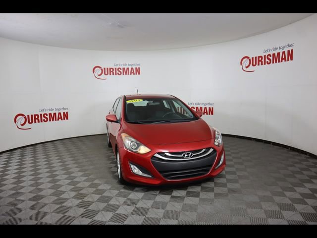 Used 2015 Hyundai Elantra GT FWD image 15