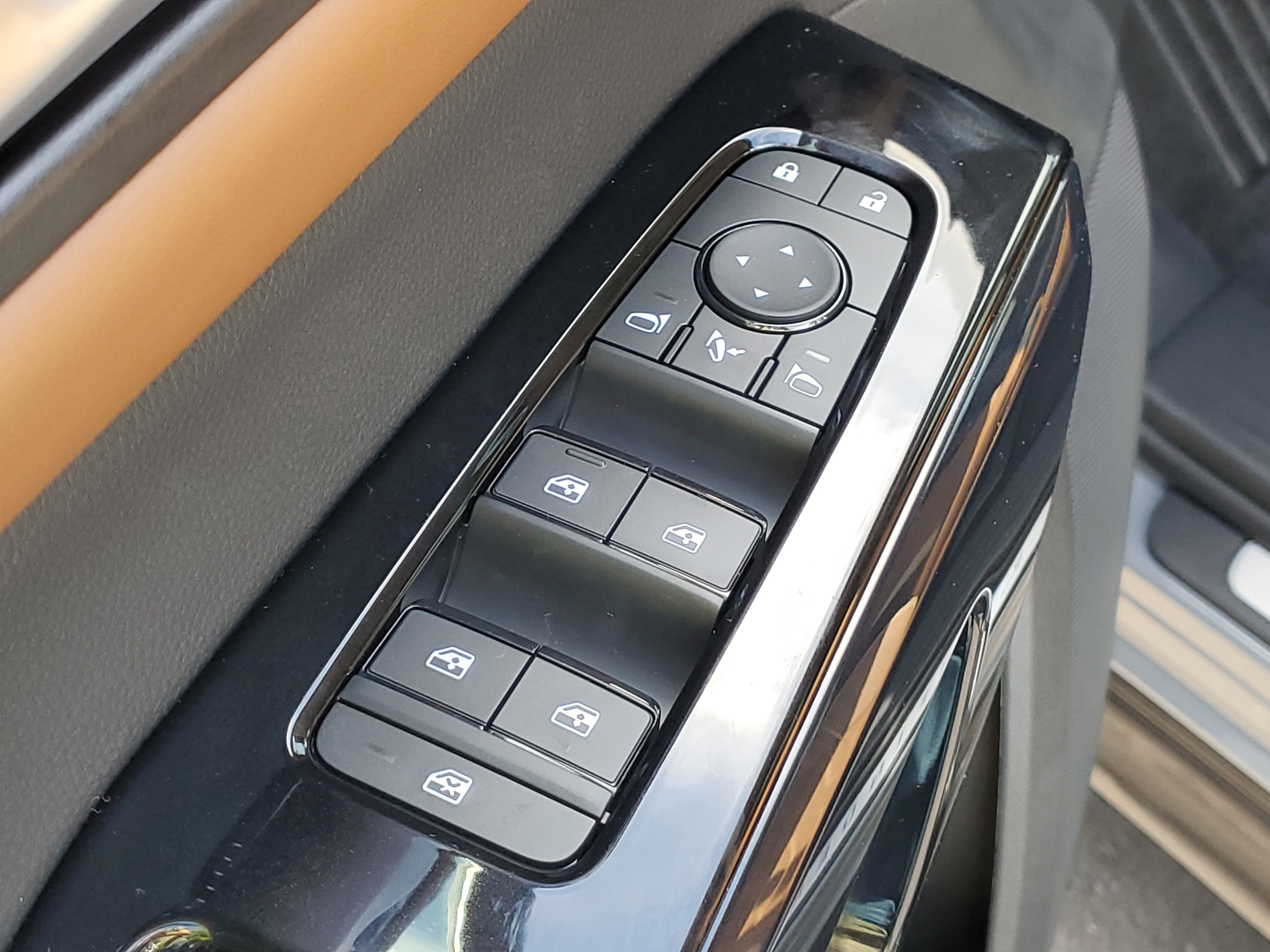 New 2026 Nissan Pathfinder Platinum AWD/4WD image 24