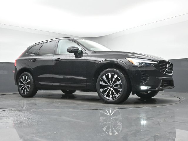 Used 2024 Volvo XC60 B5 Plus w/ Protection Package Premier AWD/4WD image 34