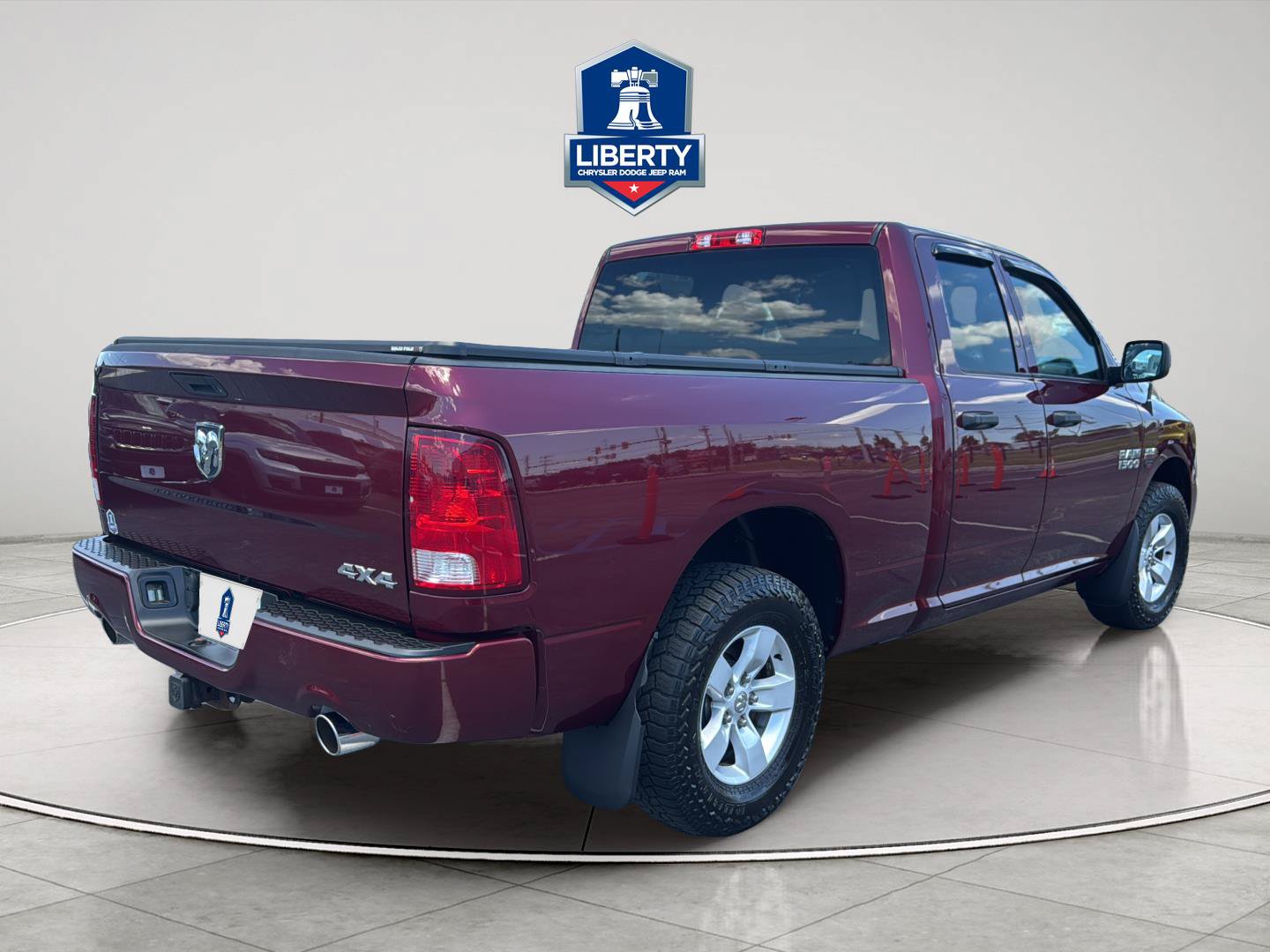 Certified 2017 RAM 1500 Express AWD/4WD image 10