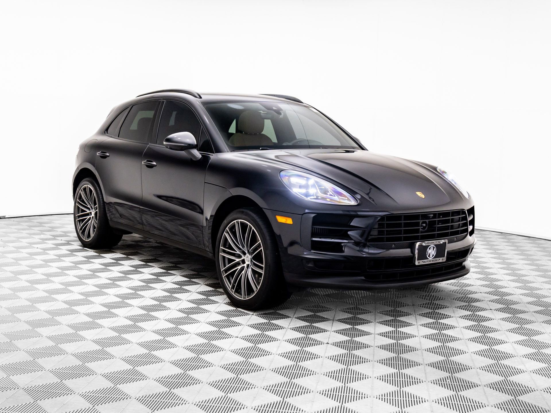 Certified 2021 Porsche Macan S image 6