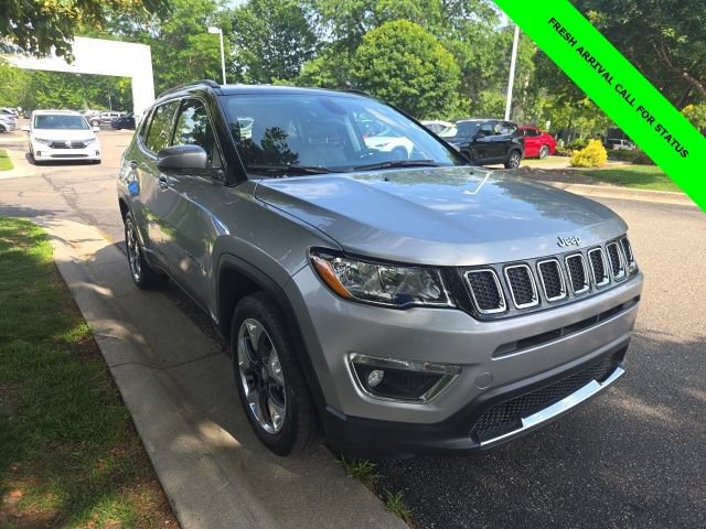 Used 2020 Jeep Compass Limited AWD/4WD image 47