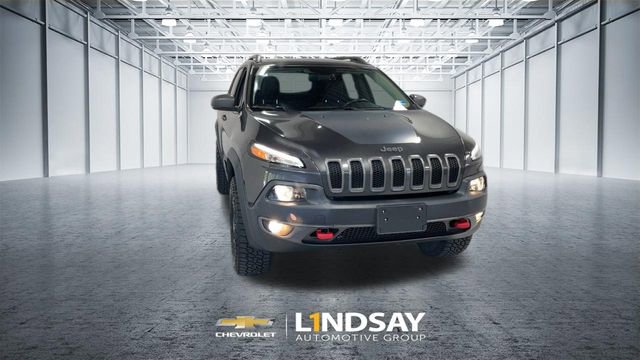 Used 2015 Jeep Cherokee Trailhawk w/ Comfort/Convenience Group image 4