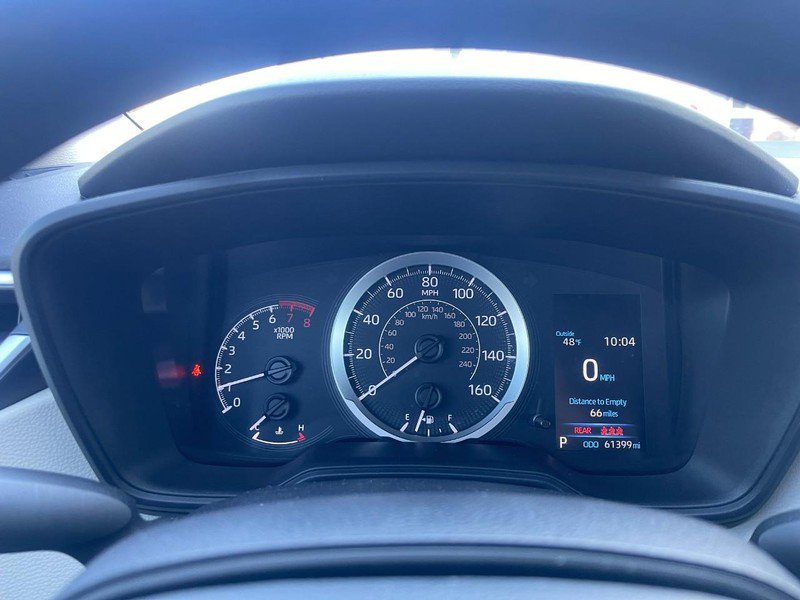 Used 2021 Toyota Corolla LE image 23