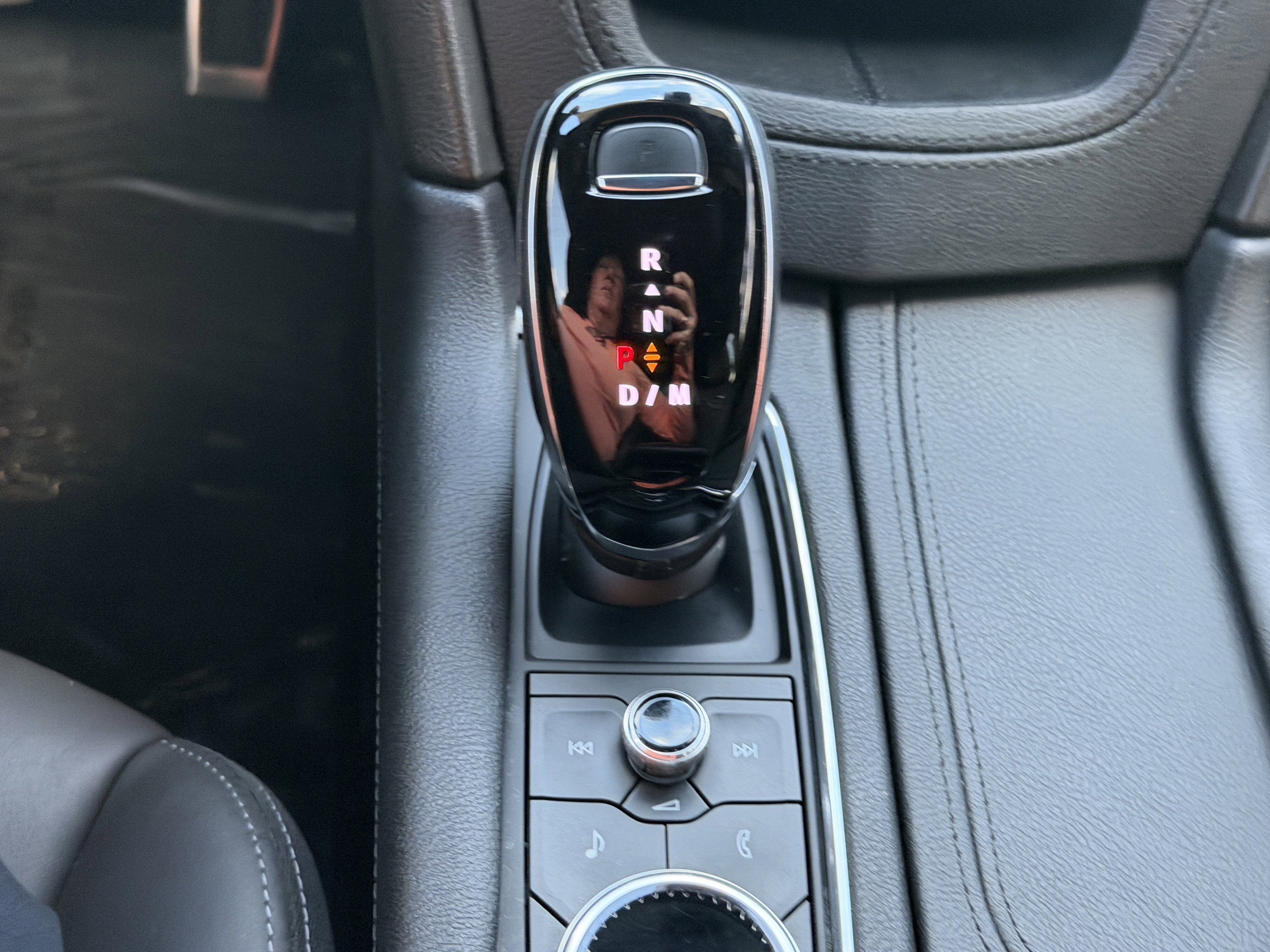 Certified 2022 Cadillac XT5 Sportv w/ Technology Package AWD/4WD image 26