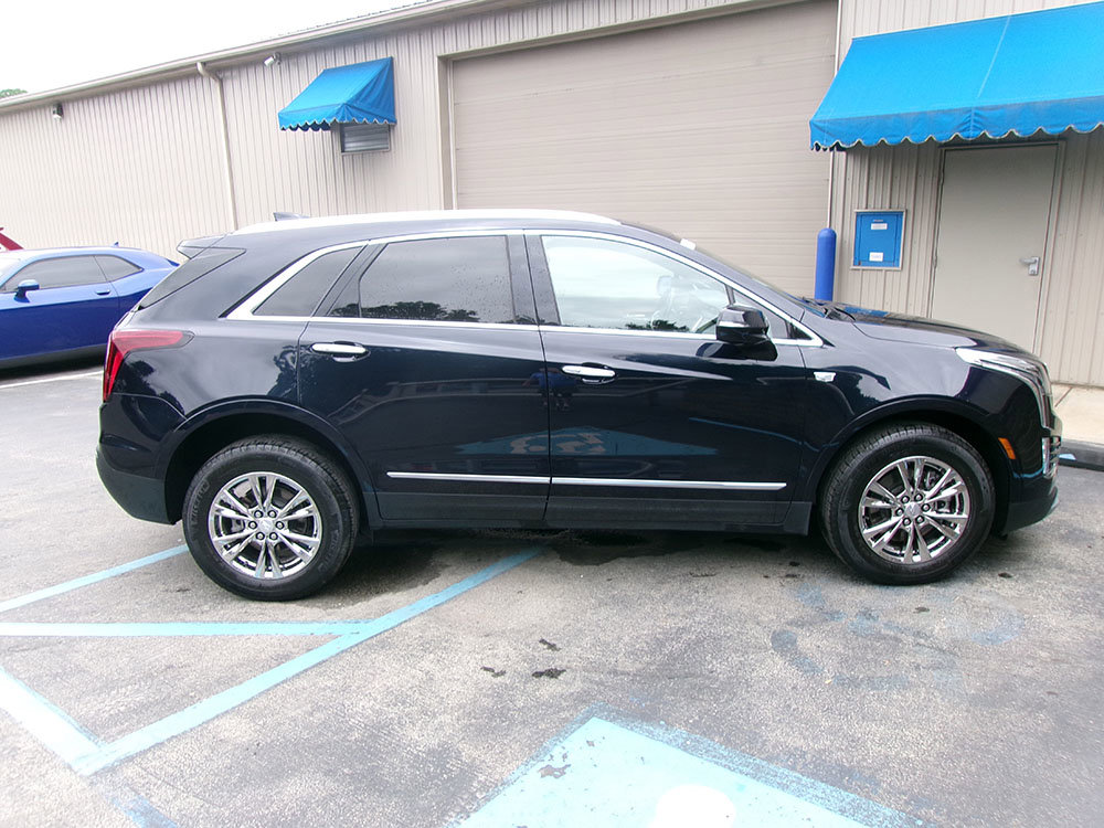 Used 2021 Cadillac XT5 Premium Luxury w/ LPO, Floor Liner Package image 8