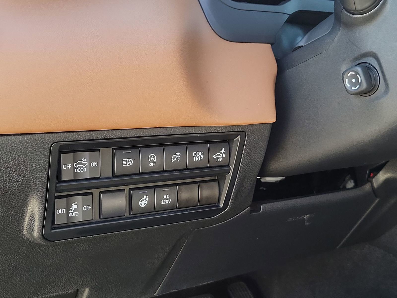 Used 2023 Toyota Tundra 1794 Edition w/ Advanced Package AWD/4WD image 18