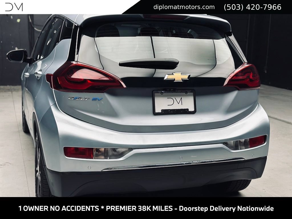 Used 2017 Chevrolet Bolt Premier w/ Driver Confidence II Package FWD image 16