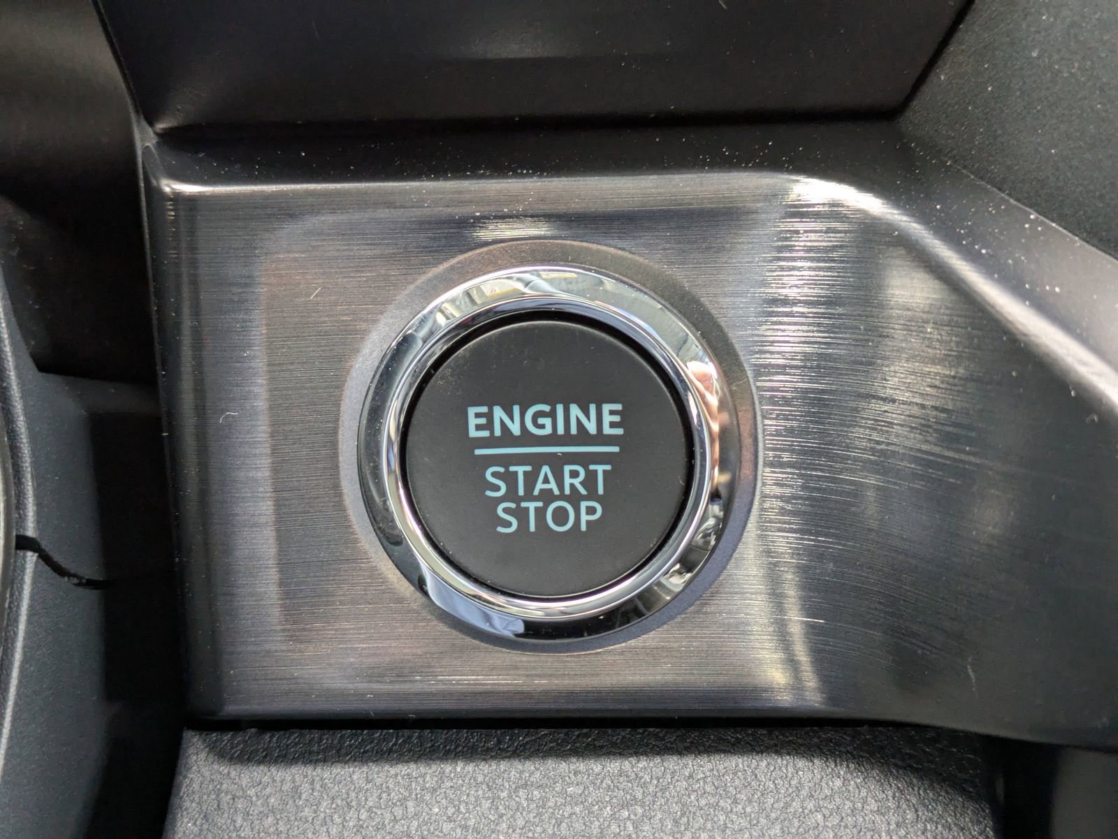 New 2026 Ford F250 Lariat w/ Black Appearance Package image 36