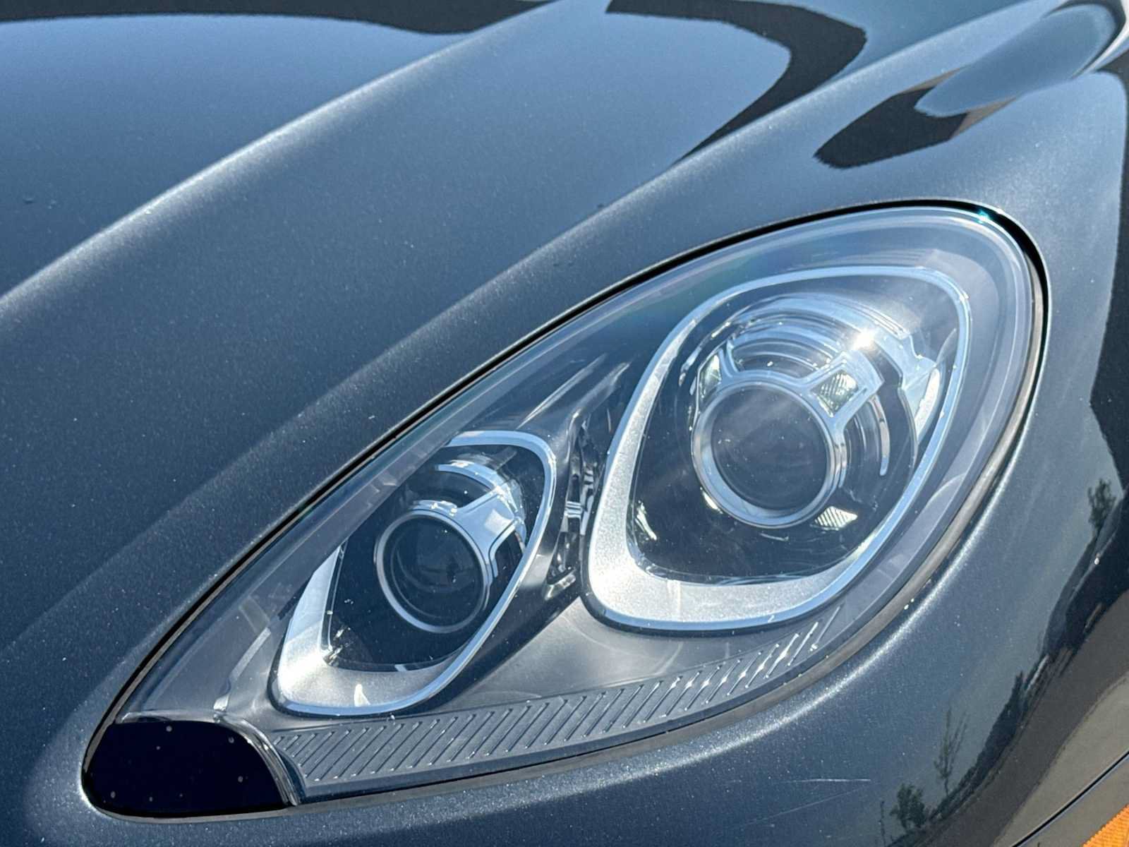 Used 2018 Porsche Macan S AWD/4WD image 10