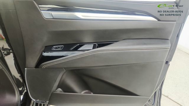 Used 2025 Cadillac Escalade Sport w/ Touring Package AWD/4WD image 25