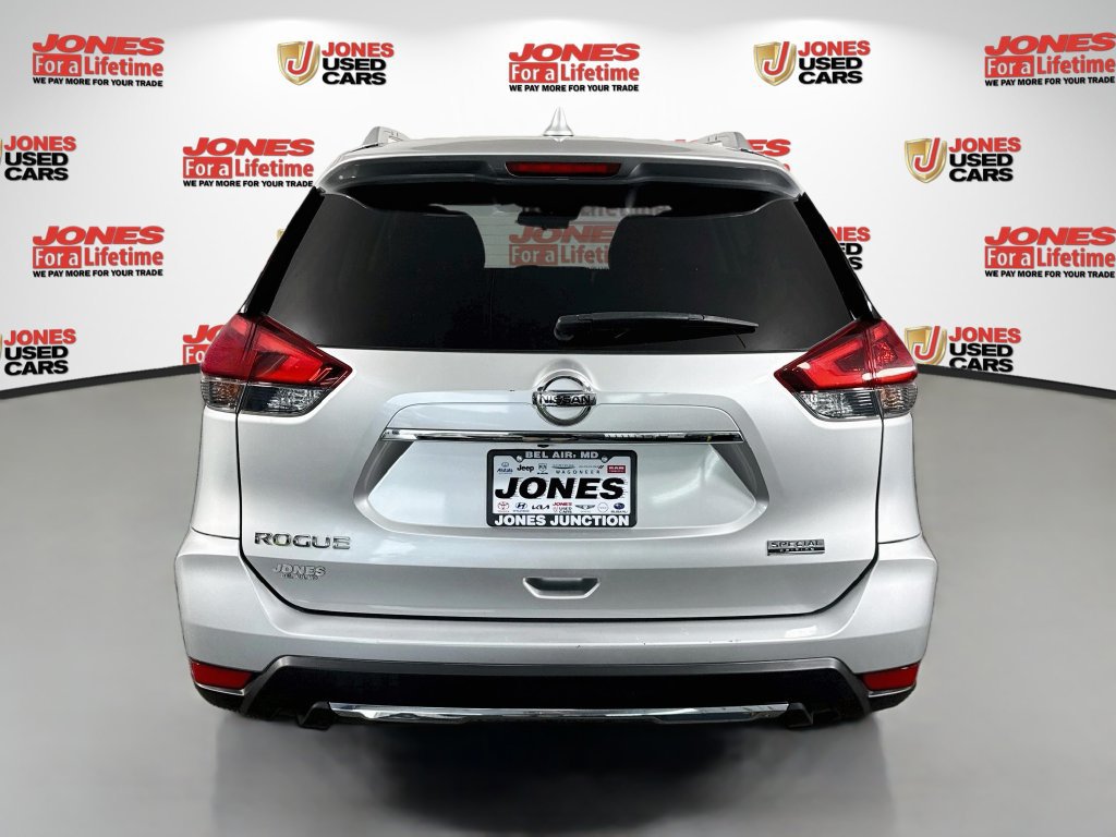 Used 2020 Nissan Rogue S w/ Special Edition Package FWD image 14