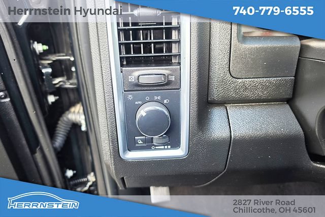 Used 2024 RAM 1500 Classic SLT AWD/4WD image 9
