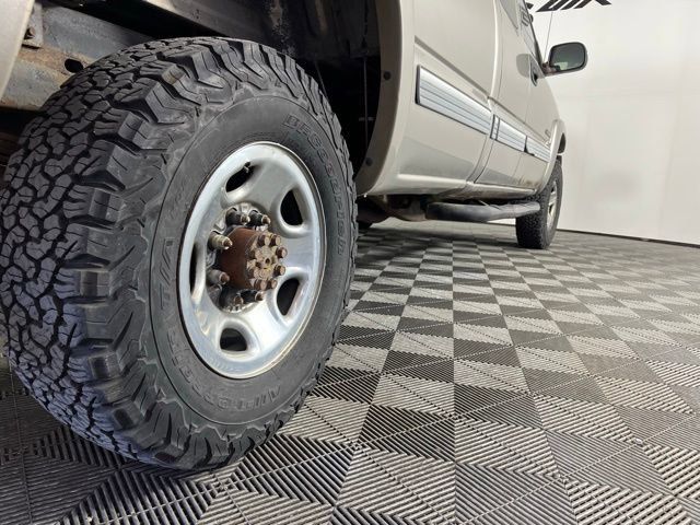 Used 2002 Chevrolet Silverado 2500 LS w/ Snow Plow Prep Pkg AWD/4WD image 6