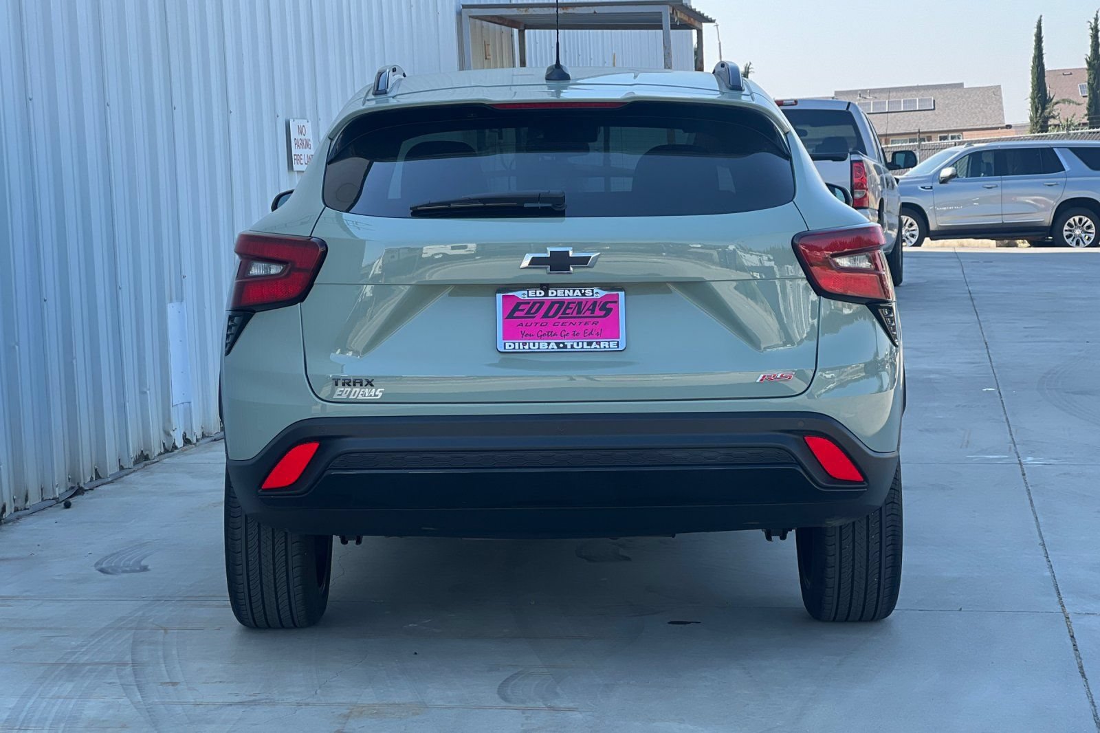 Used 2024 Chevrolet Trax RS w/ Sunroof Package FWD image 6