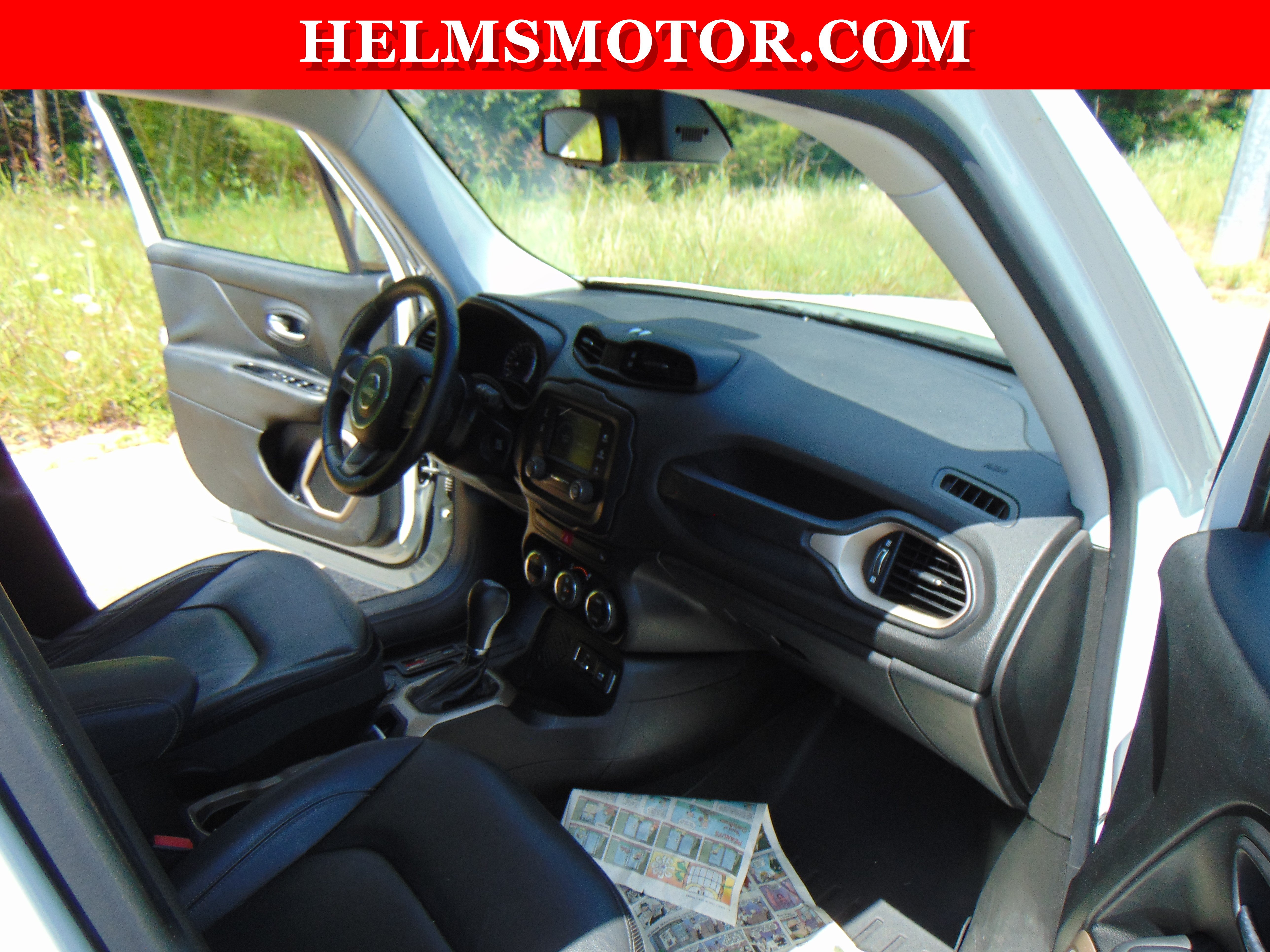 Used 2016 Jeep Renegade Limited FWD image 32