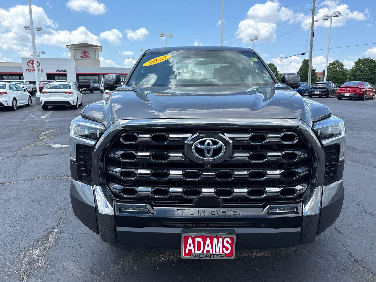 Used 2023 Toyota Tundra Platinum w/ Advanced Package AWD/4WD image 3
