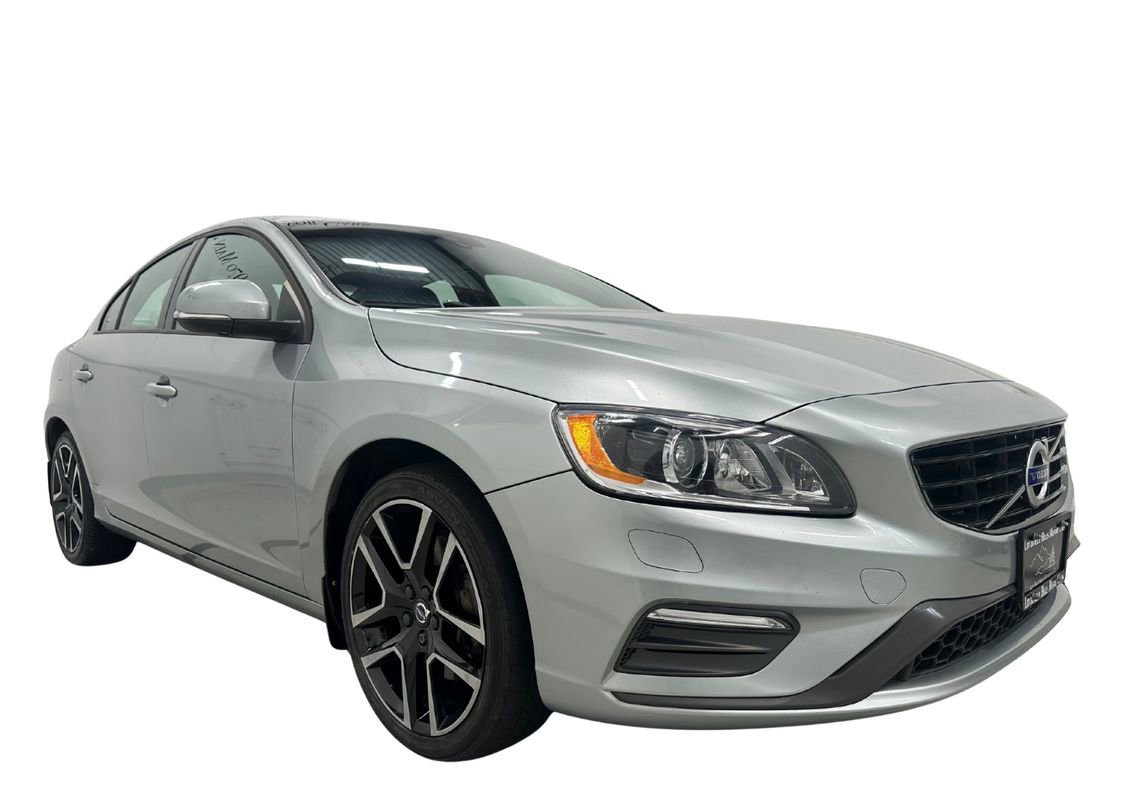 Used 2018 Volvo S60 T5 Dynamic w/ Vision Package image 3