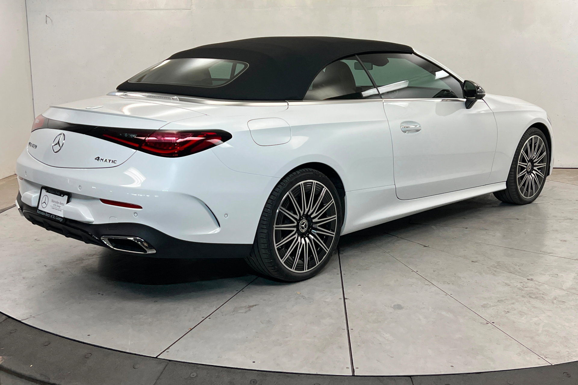 New 2026 Mercedes-Benz CLE 450 4MATIC Cabriolet image 5