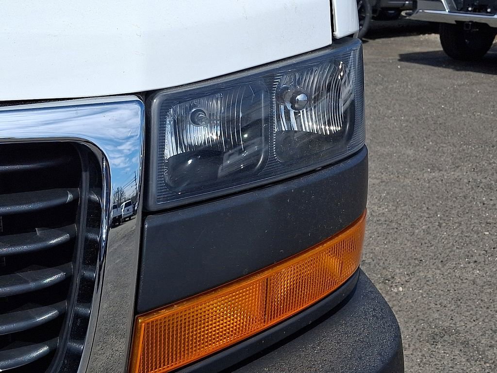 Used 2024 GMC Savana 2500 w/ Driver Convenience Package image 36