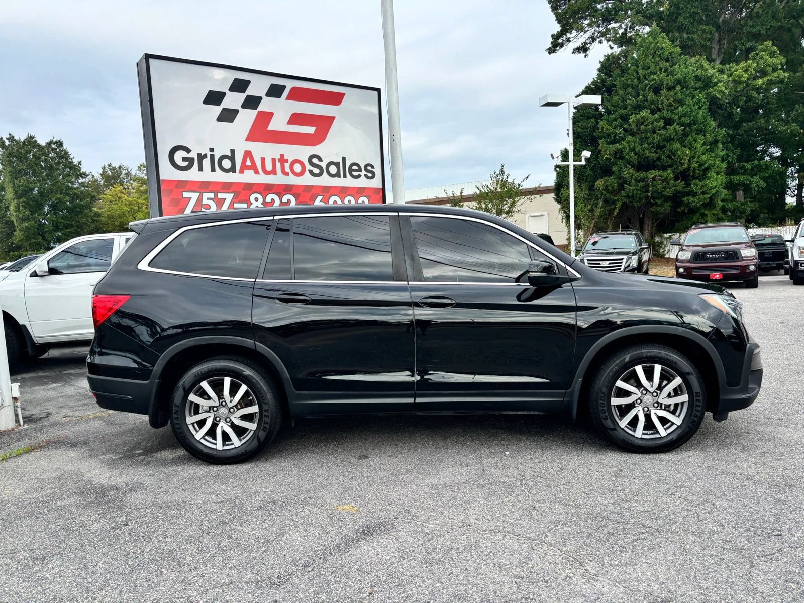 Used 2022 Honda Pilot EX-L image 2
