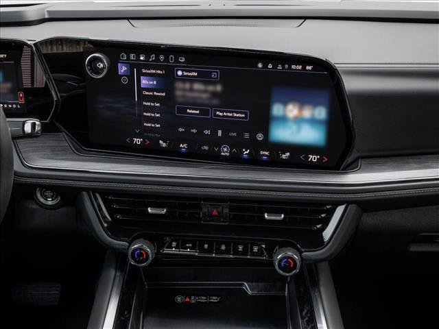 New 2027 Chevrolet Suburban LT AWD/4WD image 7