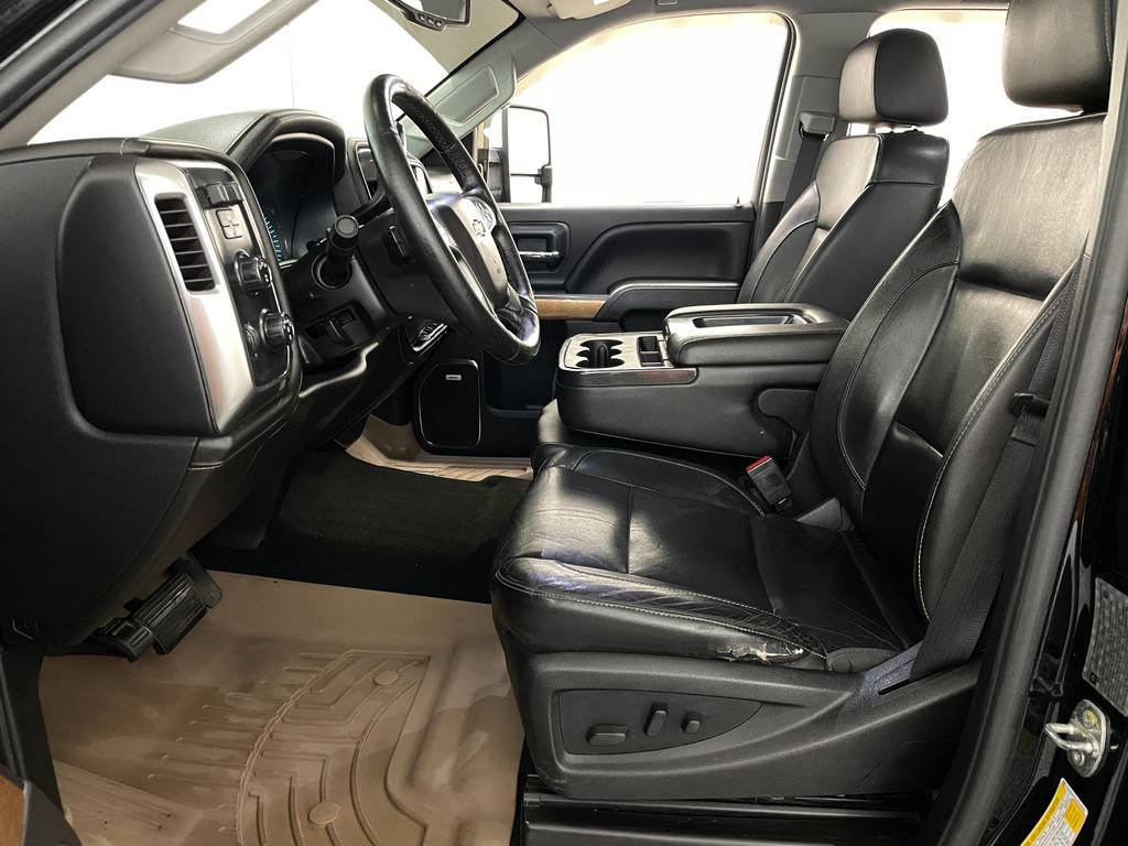 Used 2018 Chevrolet Silverado 3500 LTZ w/ Duramax Plus Package AWD/4WD image 6