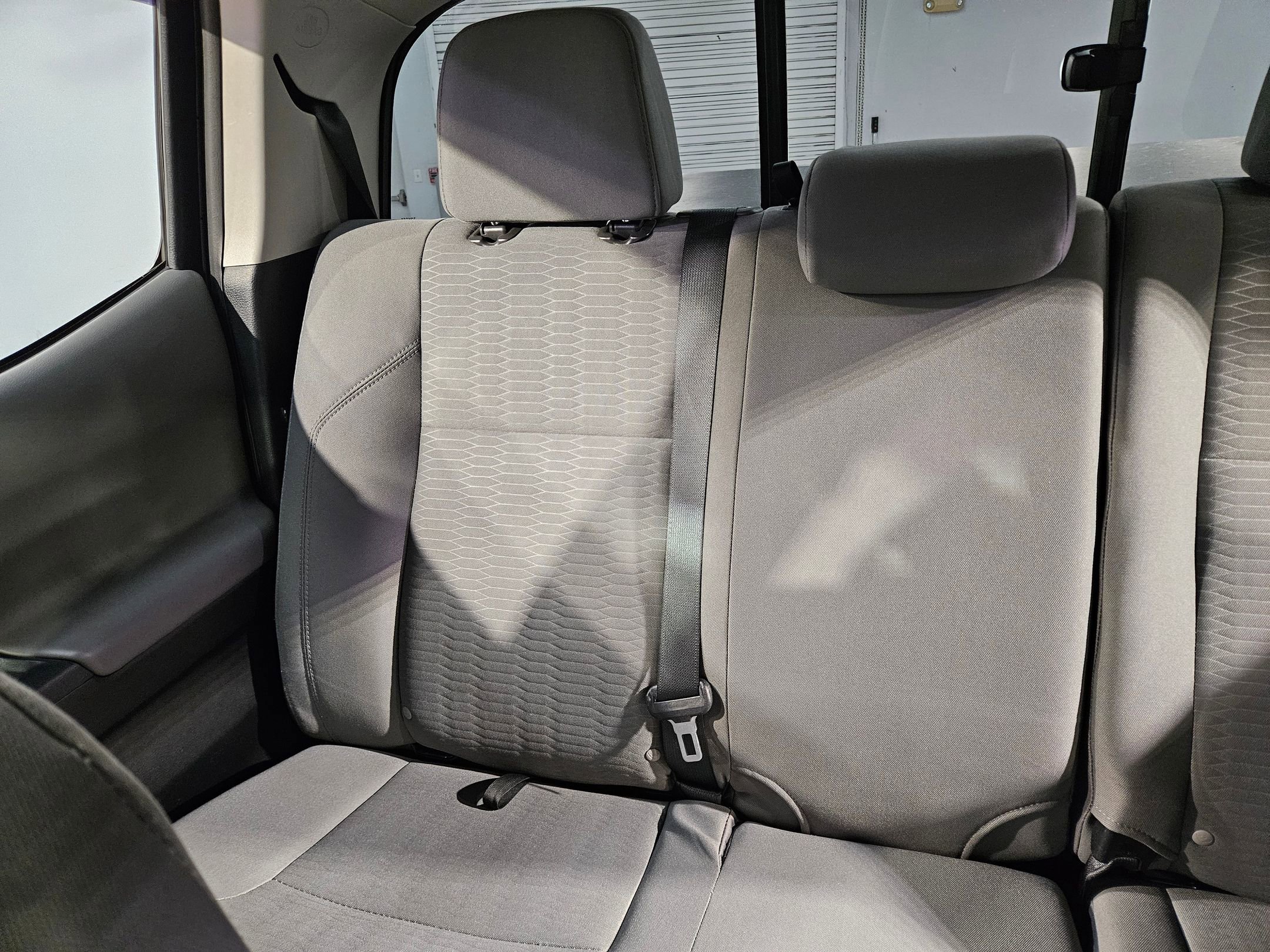 Used 2018 Toyota Tacoma SR w/ SR Convenience Package RWD image 12