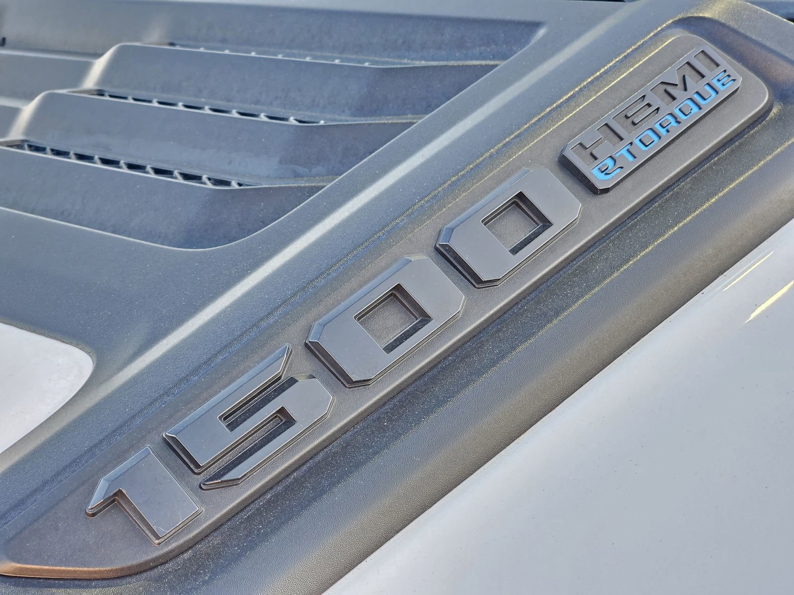 Used 2022 RAM 1500 Limited w/ Night Edition image 14