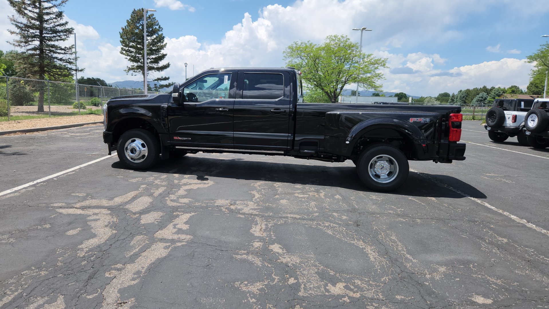 New 2026 Ford F350 Platinum AWD/4WD image 7