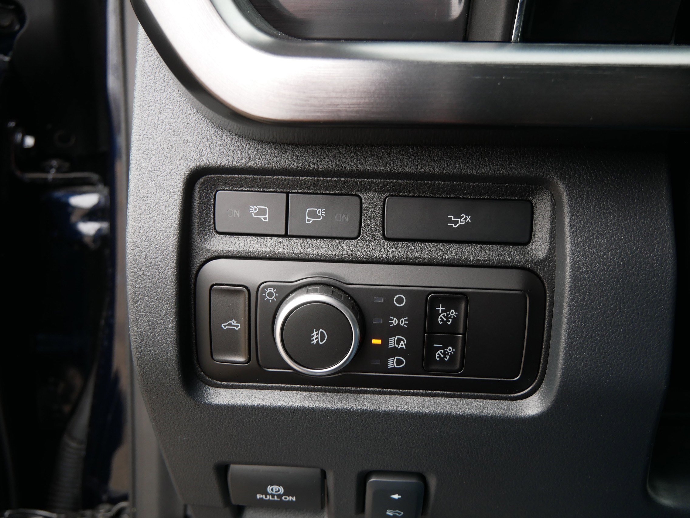 Used 2023 Ford F250 Lariat w/ Camper Package image 26