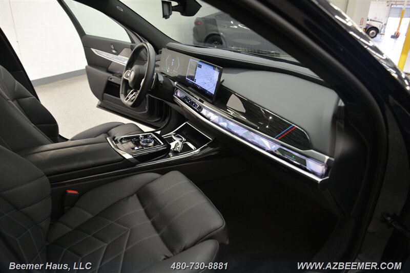 Used 2023 BMW 740i RWD image 24