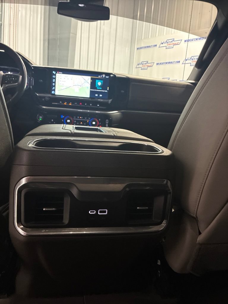 Used 2022 Chevrolet Silverado 1500 LTZ w/ Z71 Off-Road Package AWD/4WD image 36