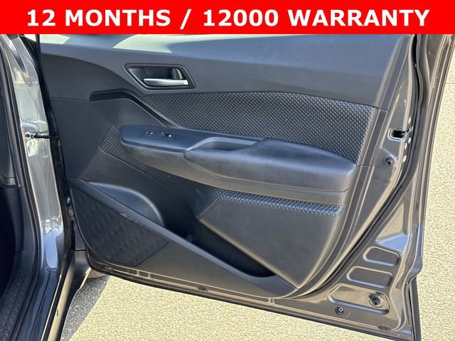 Used 2019 Toyota C-HR LE image 7