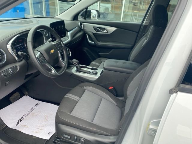 Used 2025 Chevrolet Blazer LT w/ Blazer LT Plus Package image 7