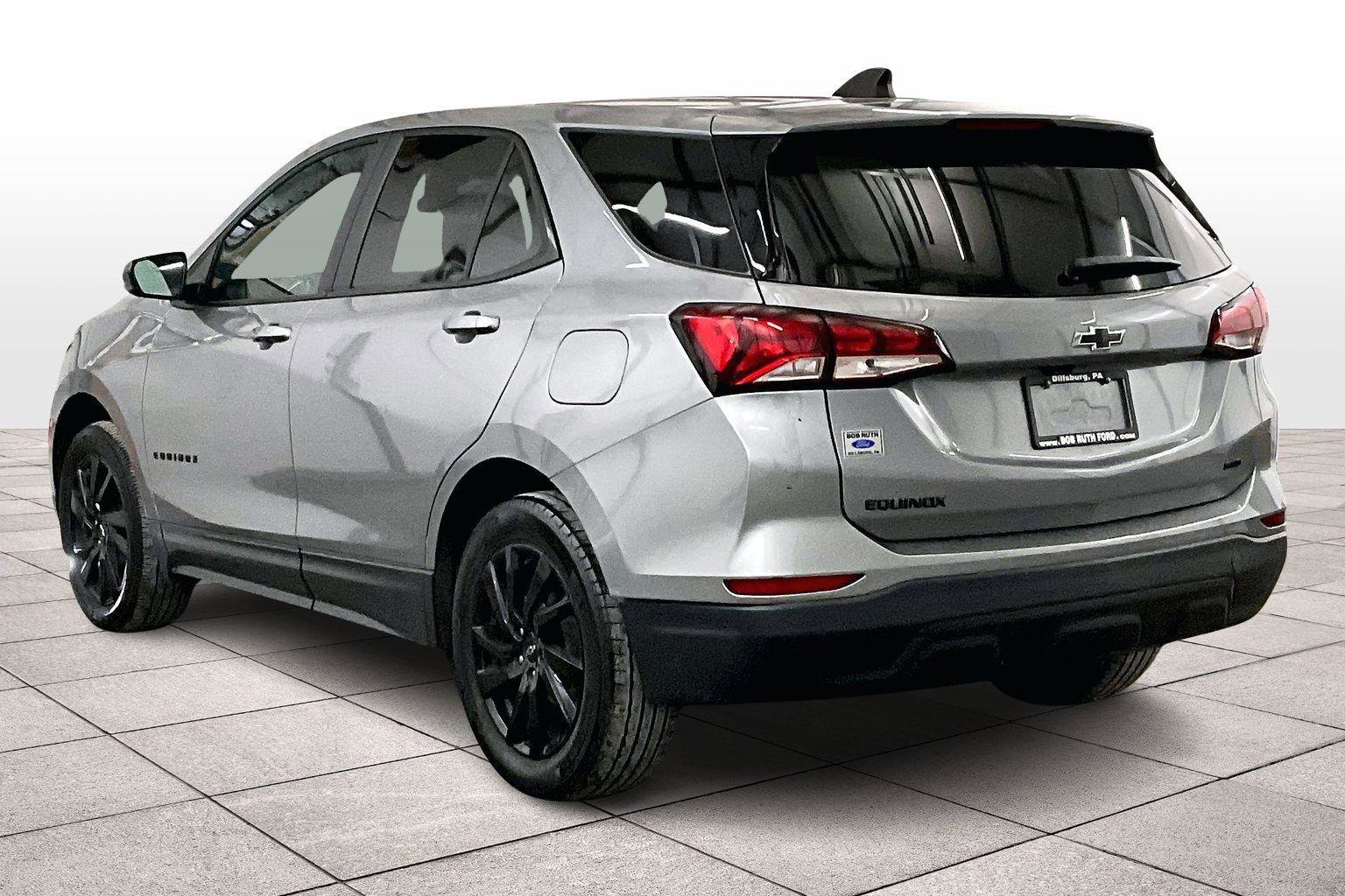 Used 2023 Chevrolet Equinox LS w/ LS Convenience Package image 10