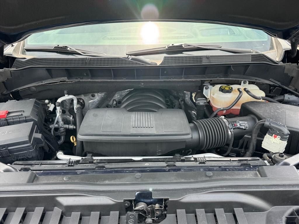 Used 2020 Chevrolet Silverado 1500 High Country w/ Technology Package AWD/4WD image 18