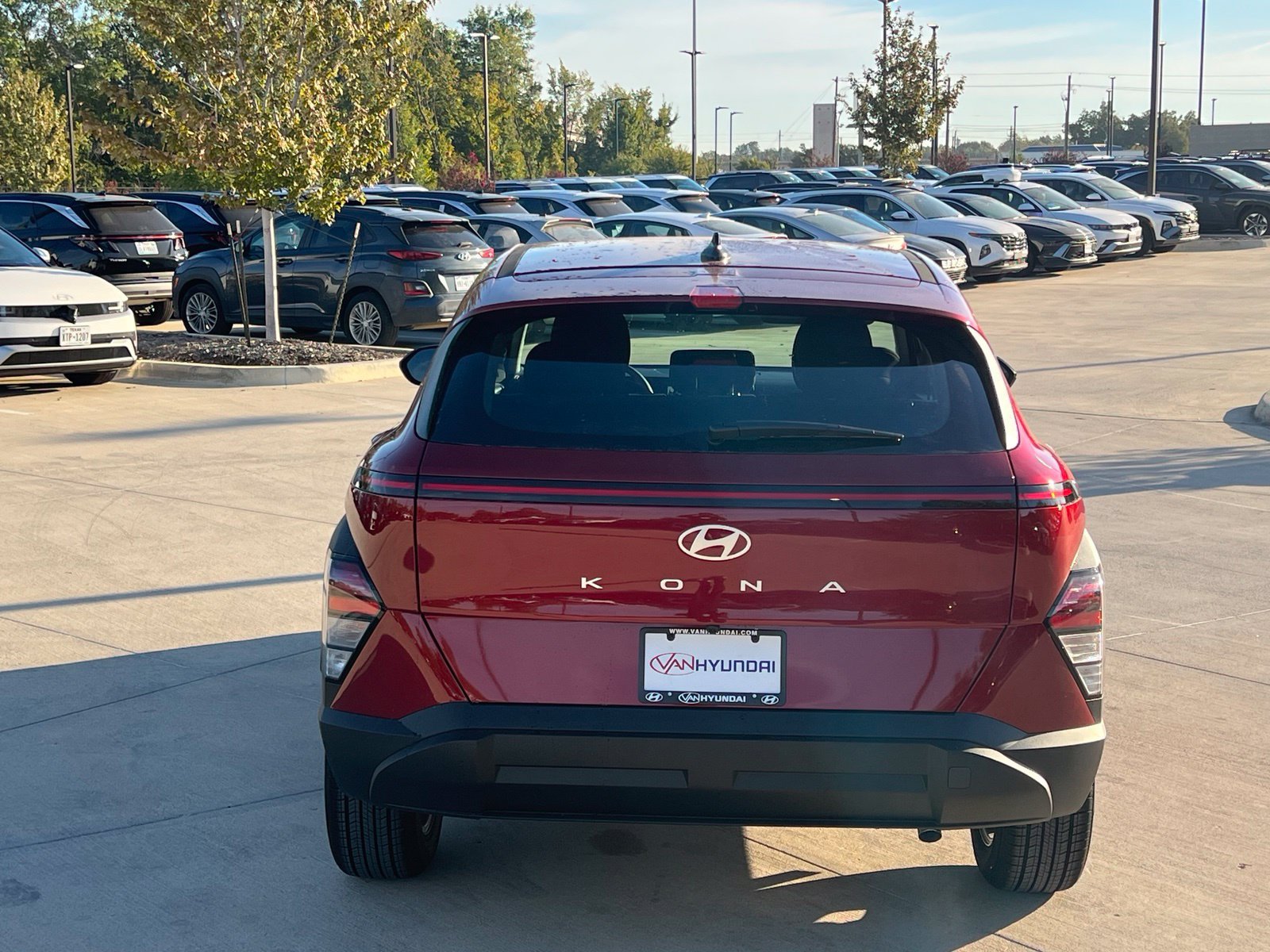 New 2027 Hyundai Kona SE FWD image 10