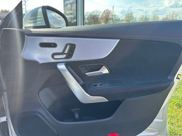 Certified 2022 Mercedes-Benz CLA 250 4MATIC image 24