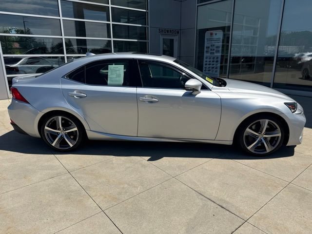 Used 2018 Lexus IS 300 AWD w/ Comfort Package image 8