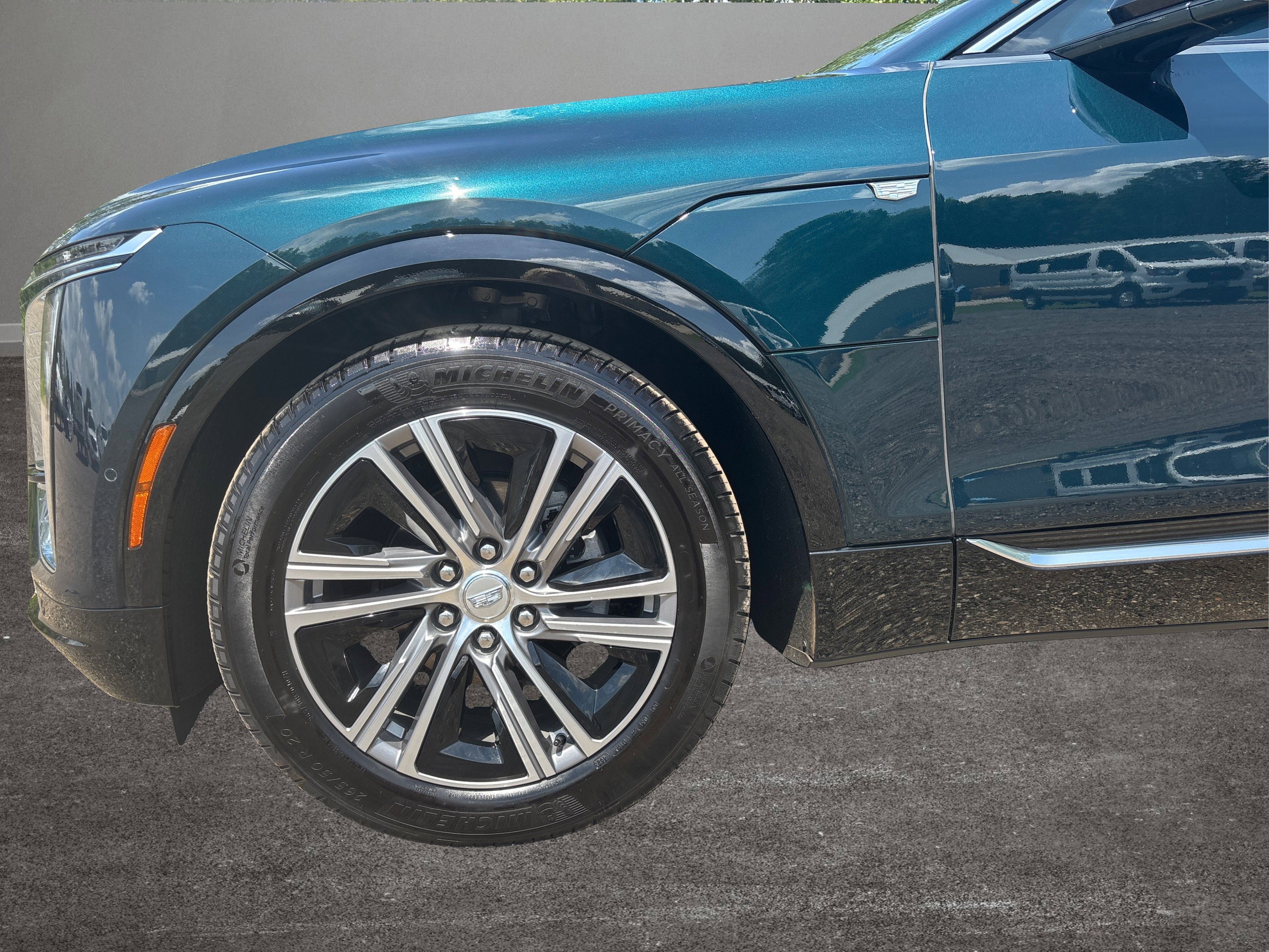 Used 2024 Cadillac Lyriq Luxury image 34