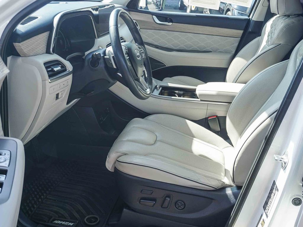 Used 2022 Hyundai Palisade Calligraphy image 18