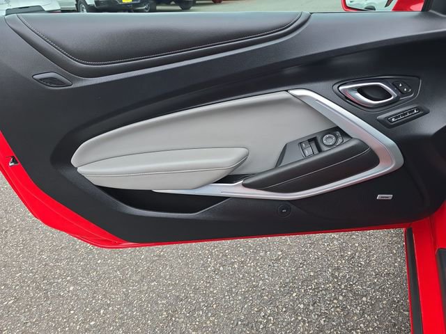 Certified 2020 Chevrolet Camaro SS image 24