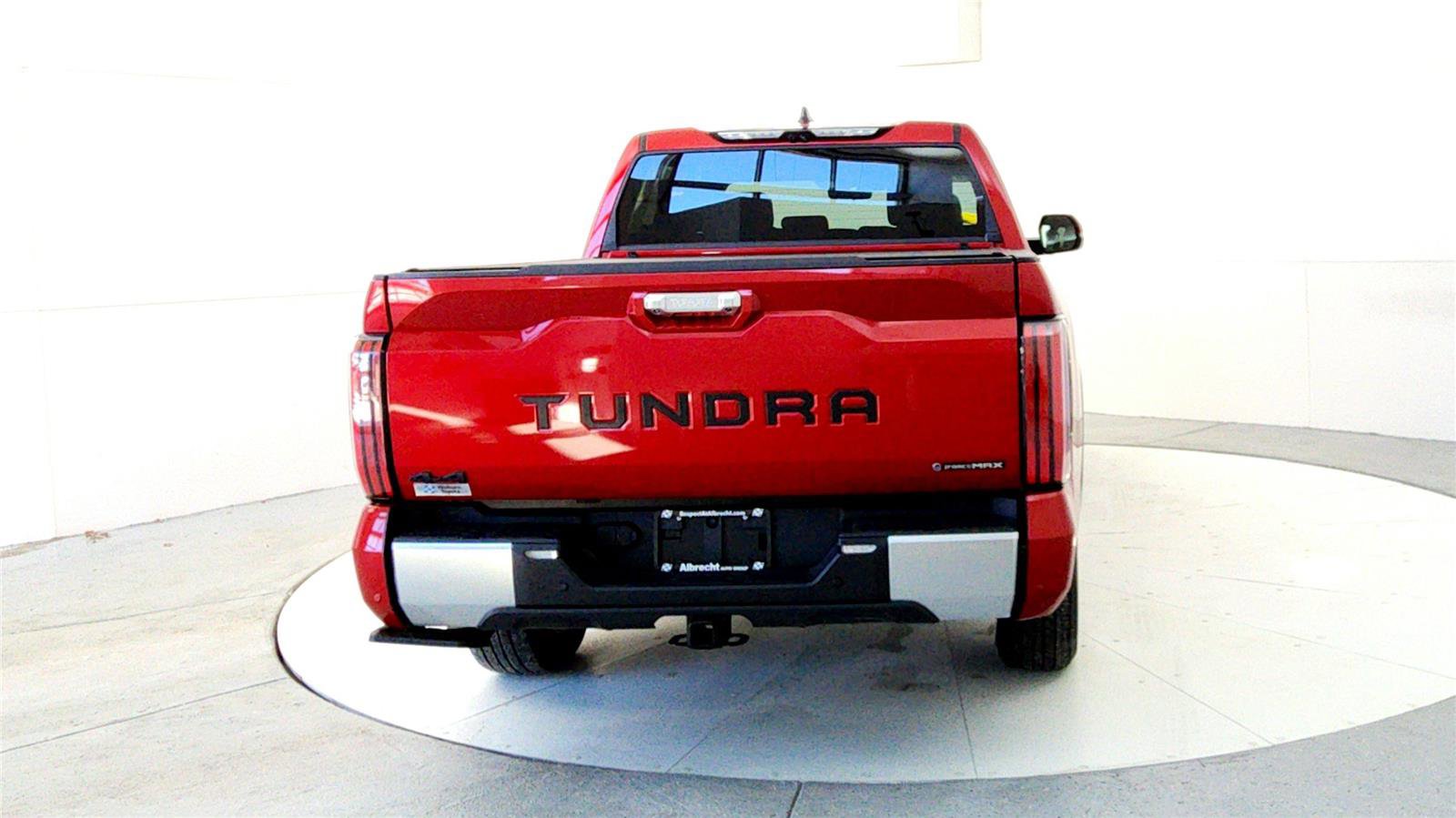 Used 2025 Toyota Tundra Limited image 5