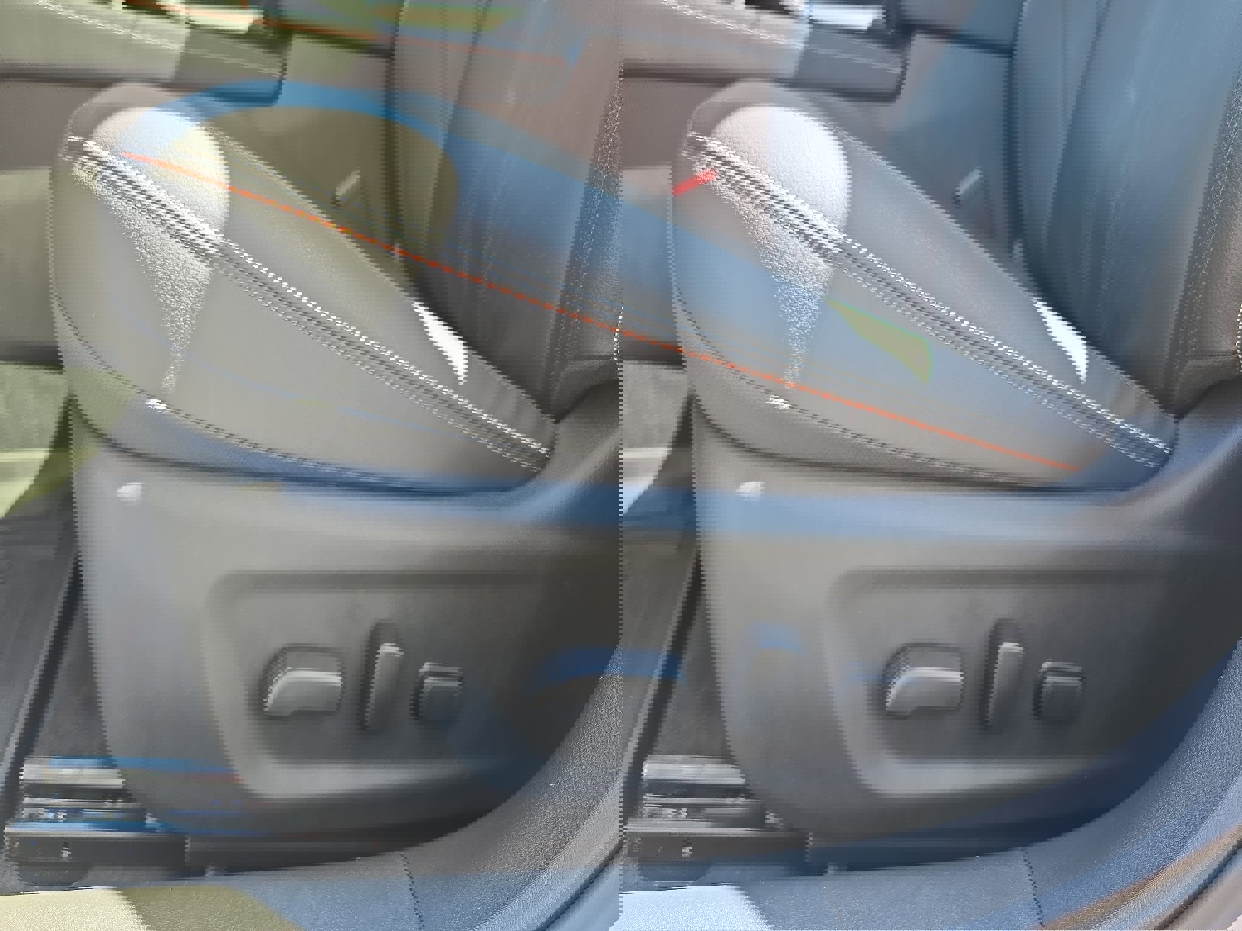 New 2025 Nissan Altima 2.5 SR w/ SR Premium Package FWD image 28