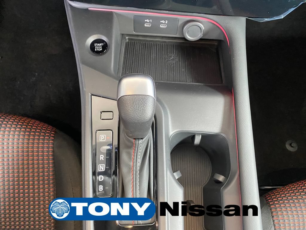 New 2026 Nissan Sentra SR w/ Floor Mat Package FWD image 18